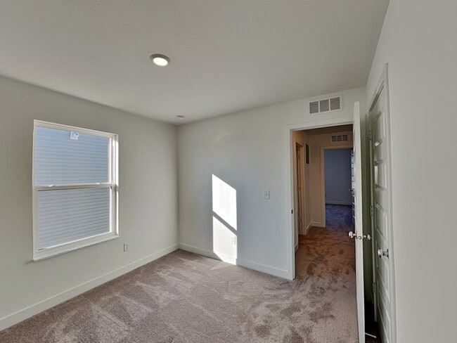 Building Photo - 11713 Hartwell St