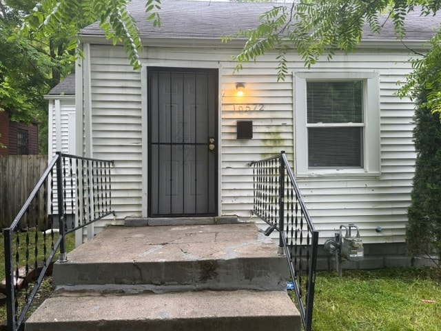 Building Photo - 16572 Beaverland St