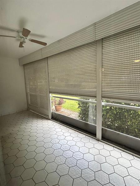 Building Photo - 2402 Antigua Cir