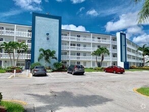 Building Photo - 4067 Exeter