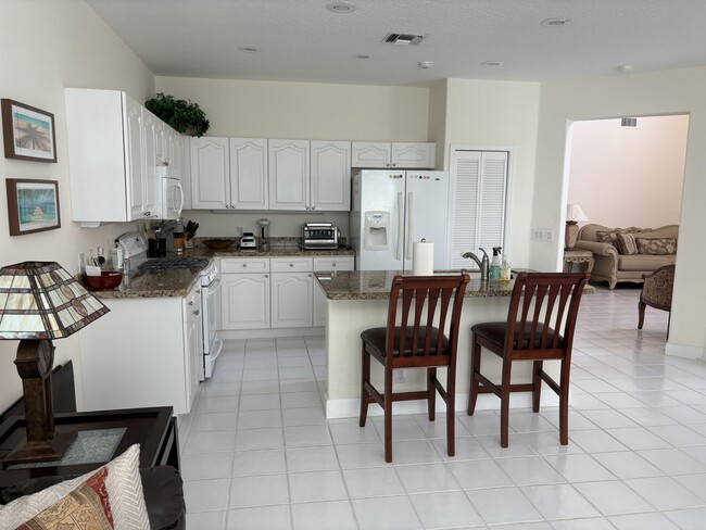 Building Photo - 927 Augusta Pointe Dr