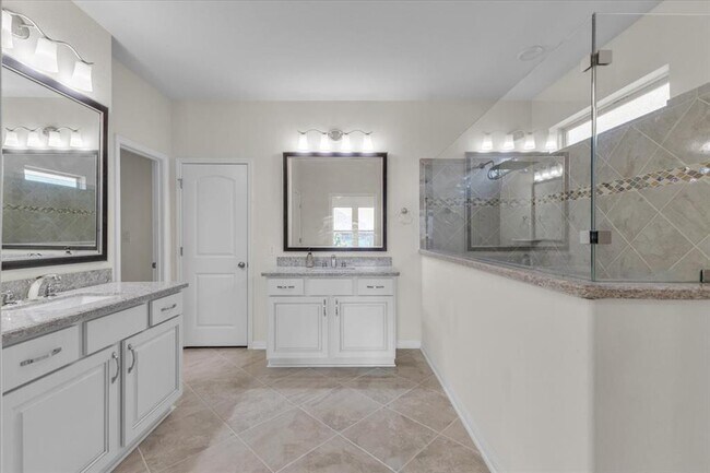 Building Photo - 2513 Cappelle Way