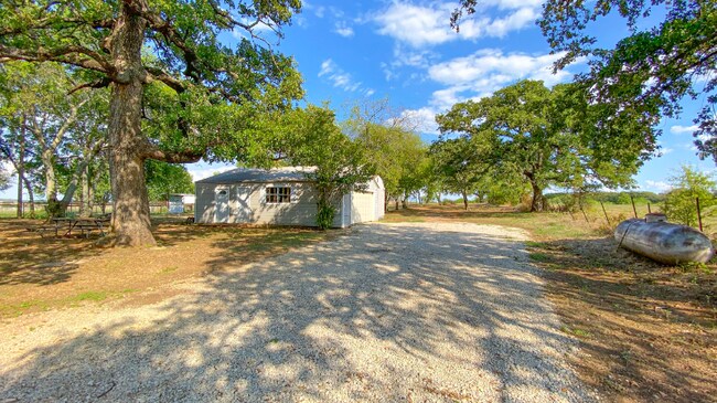 Building Photo - 1017 County Rd 914A