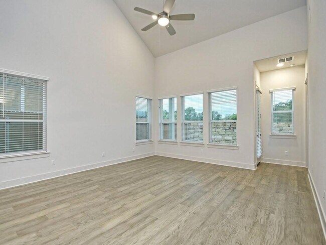 Building Photo - 1249 Summerbrooke Cir