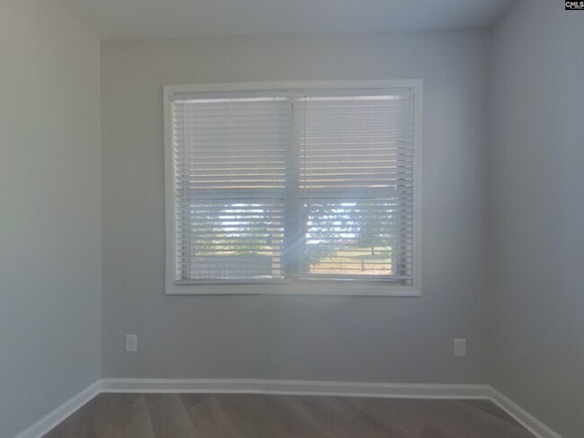 Building Photo - 154 Greenbank Dr