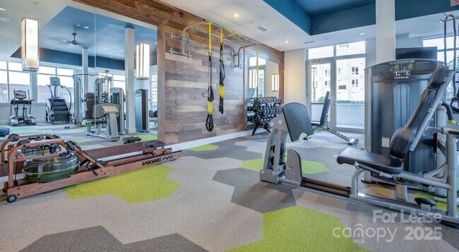 Building Photo - 650 E Brooklyn Vlg Ave