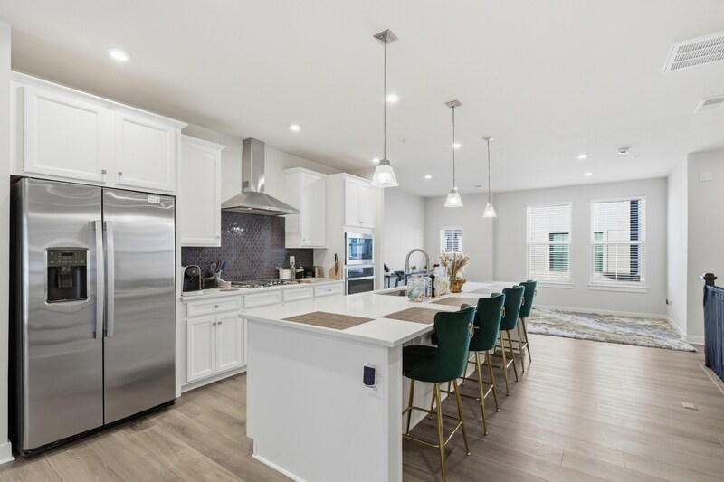 Building Photo - 2528 B Verona Pl