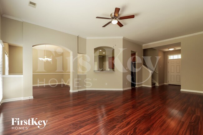 Building Photo - 9661 Pebble Creek Blvd