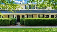 Building Photo - 1224 Green Oaks Ln