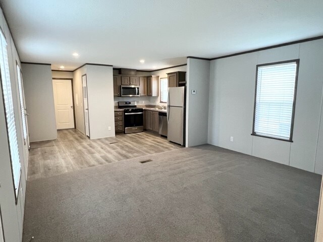 Building Photo - 77 W Arizona