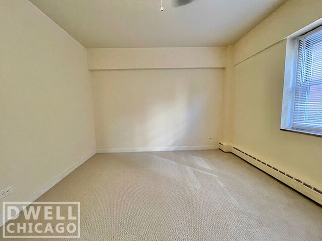 Building Photo - 4950 N Marine Dr