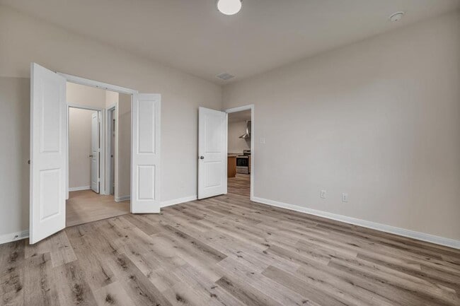 Building Photo - 309 W Martin LutherKing Dr