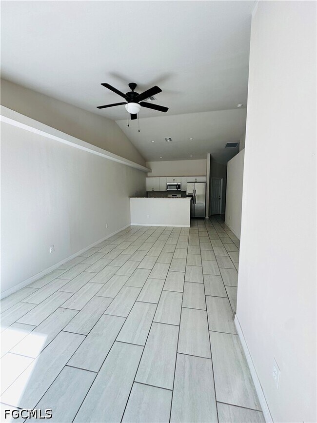 Building Photo - 217 Cape Coral Pkwy W