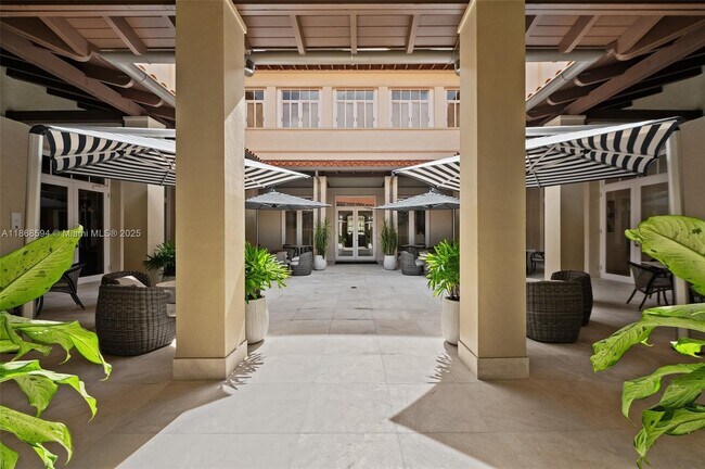 Building Photo - 13633 Deering Bay Dr