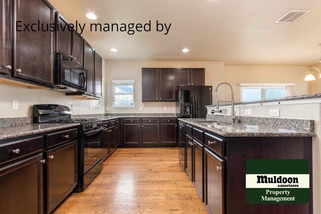Building Photo - Beautifully done home close to Military Bases and Amazon Building!