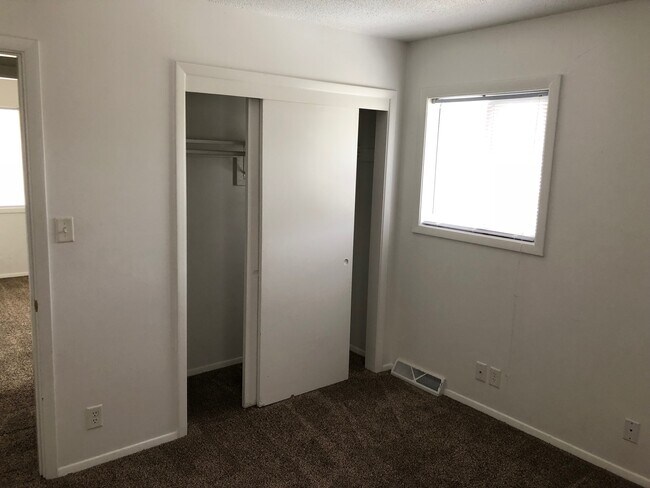 Building Photo - 4401 S Union St