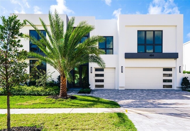 Building Photo - 464 NE 6th St