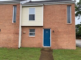 Building Photo - 864 Old Hickory Blvd