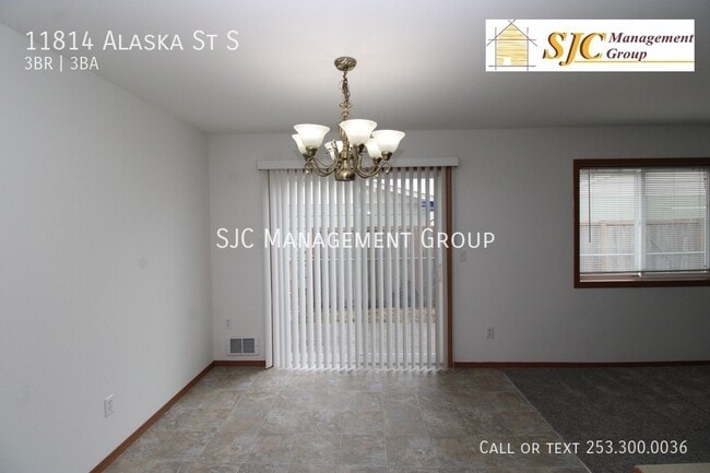 Building Photo - 11814 Alaska St S