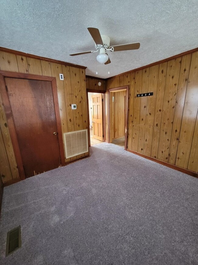 Building Photo - Spacious 5 Bedroom Home in Ashland, VA