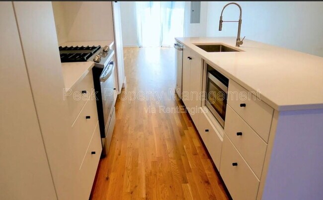 Building Photo - 2521 O St