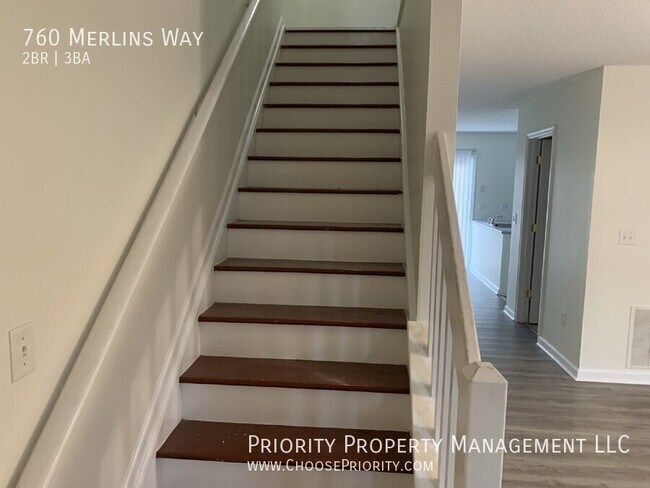 Building Photo - 760 Merlins Way