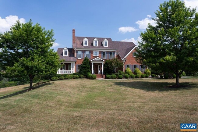 Building Photo - 585 Ragged Mountain Dr