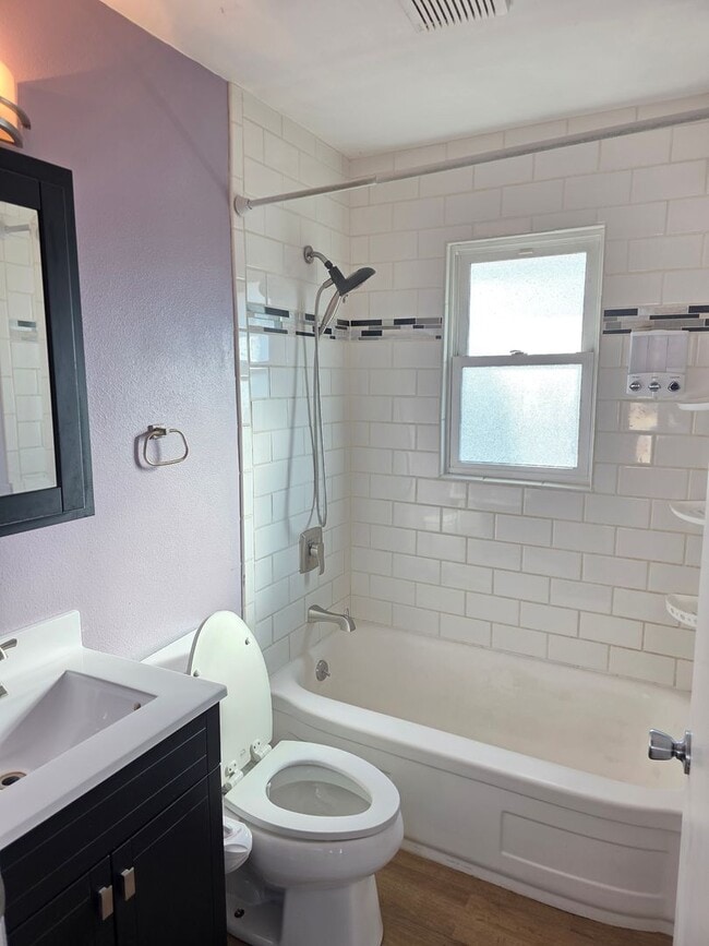 Building Photo - 8600 Engler Ave