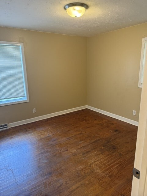 Building Photo - 310 Massee Dr