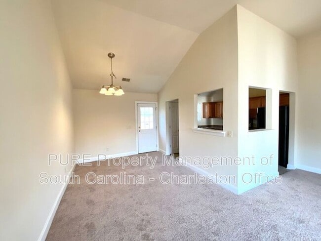 Building Photo - 229 Equinox Cir