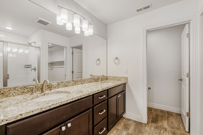 Building Photo - 1773 Spring Water Pt