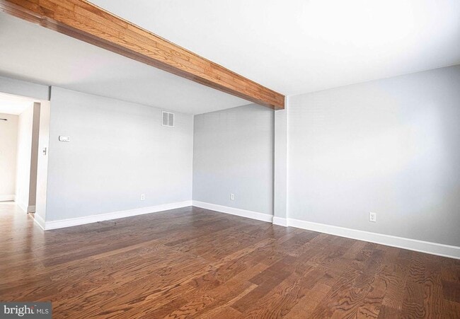 Building Photo - 224 Drexel Dr