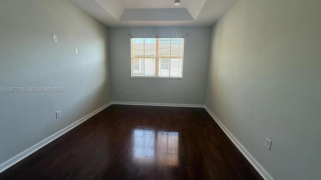 Building Photo - 7655 NW 116th Ave