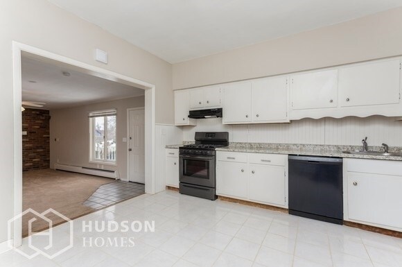 Building Photo - Multiple Applications received - 280 3rd A...