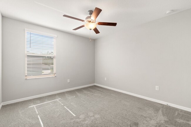 Building Photo - LIKE NEW 5 Bedroom Home for RENT in Touchstone