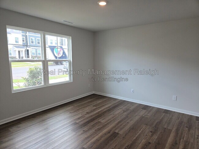 Building Photo - 466 Carolina Spgs Blvd