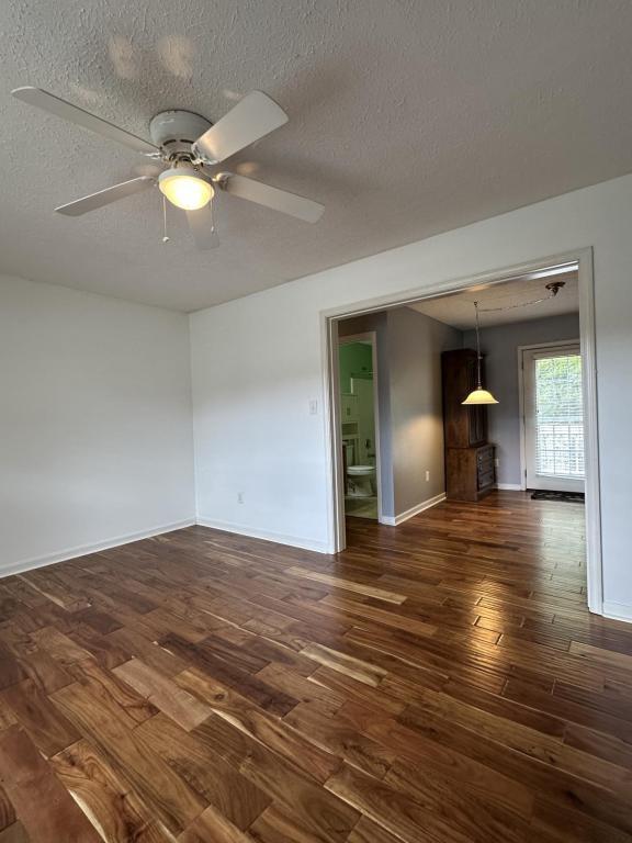 Building Photo - 65 W Newberry Dr
