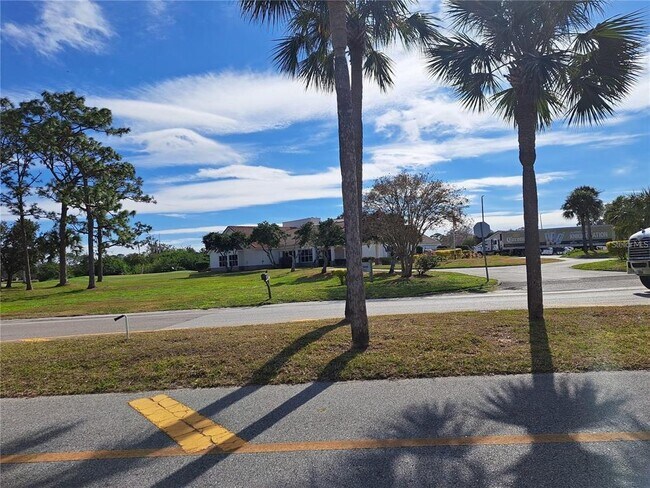 Building Photo - 20627 Majestic St