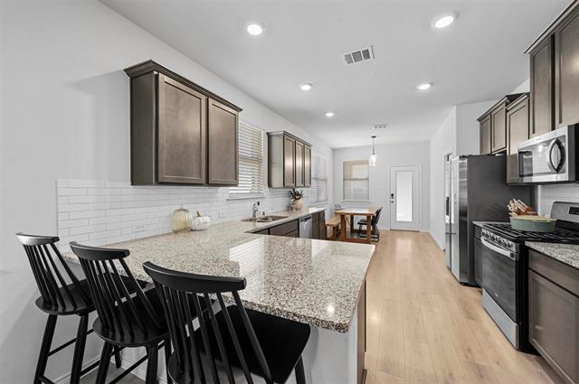 Building Photo - 1524 Bennington Ln