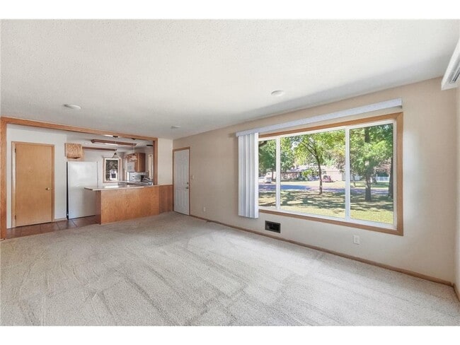 Building Photo - 80 Woodhill Rd
