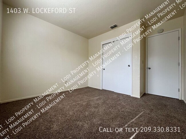 Building Photo - 1403 W Lockeford St