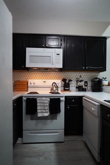 Building Photo - 32 Stonewall Way