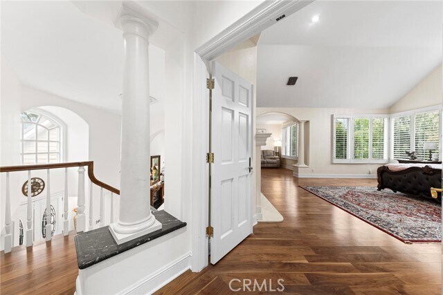 Building Photo - 779 Coral Tree Way