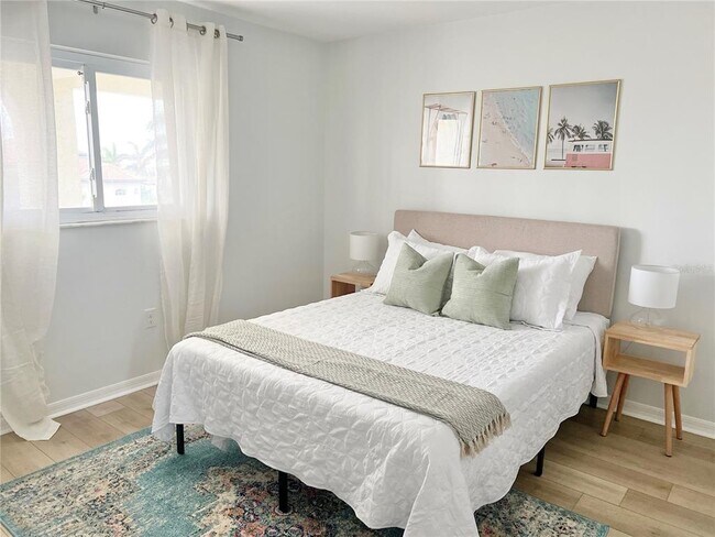 Building Photo - 1218 Riding Rocks Ln