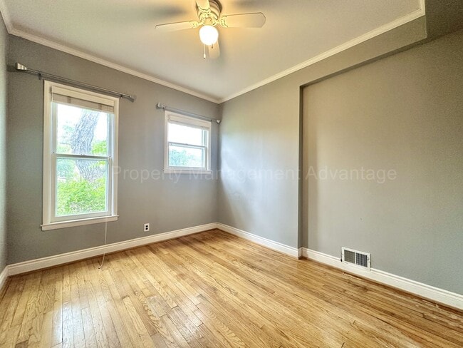Building Photo - 4 Bedrooms, Endless Charm and Steps from D...