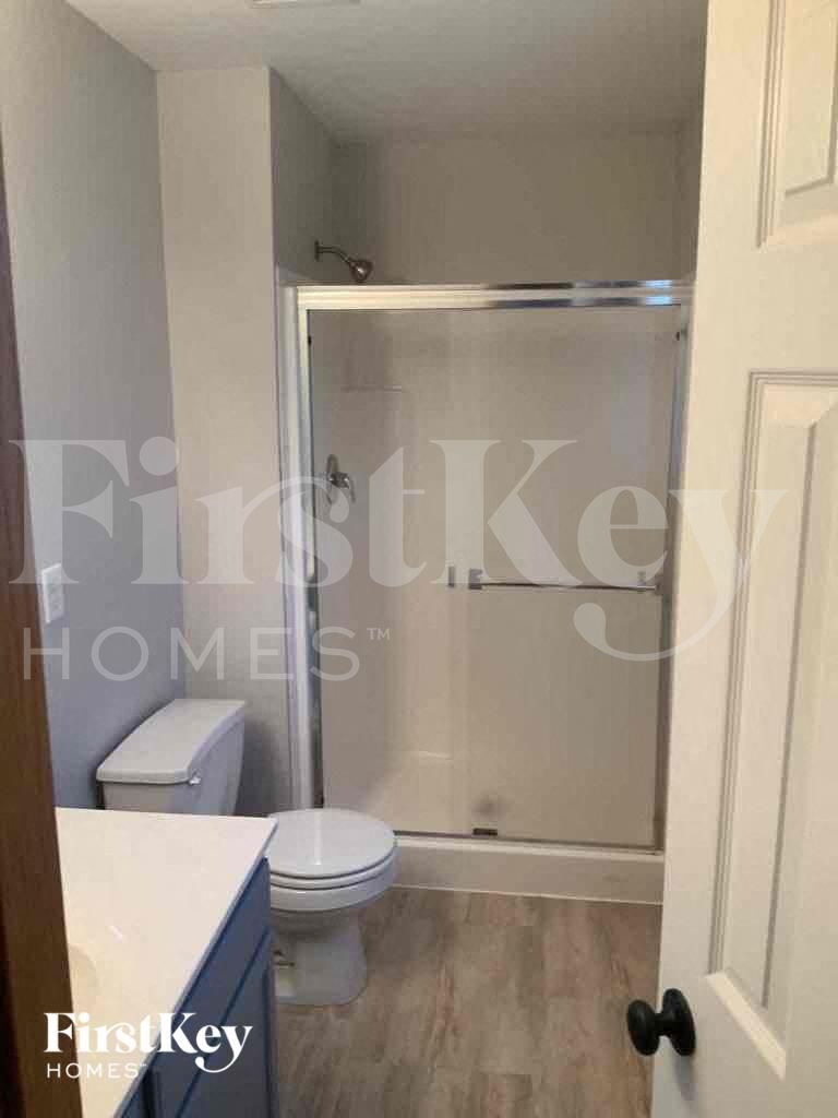 Building Photo - 11425 N Farley Ave