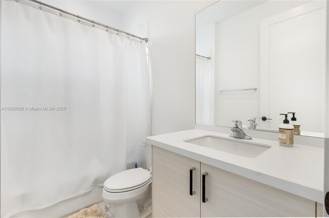 Building Photo - 17197 Teton River Rd