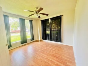 Building Photo - 936 Bennington St