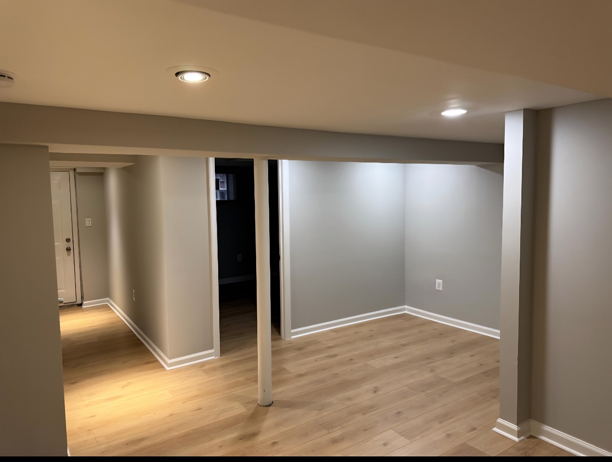 Building Photo - 1897 August Ave