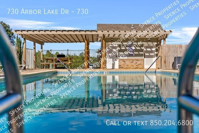 Building Photo - 730 Arbor Lake Dr